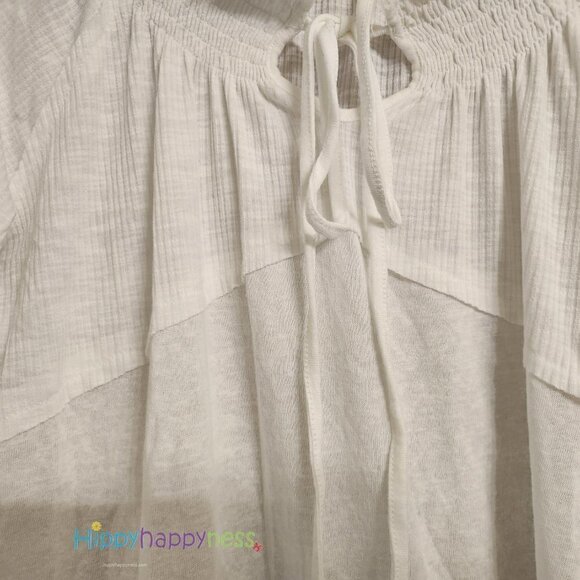 POL Tunic Top in Ivory/White with Fringe Edges - Picture 7 of 7
